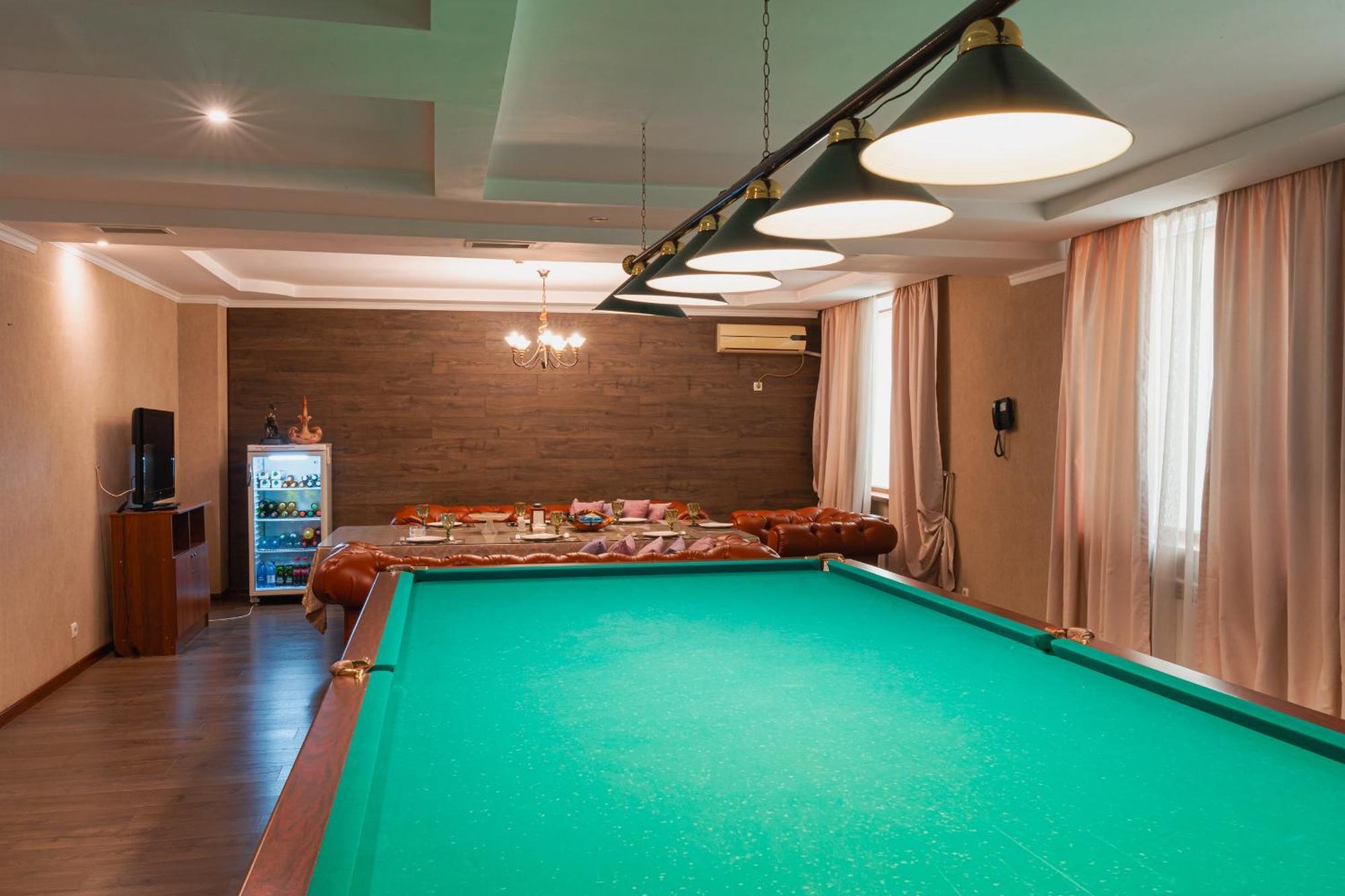 Altair Hotel シムケント エクステリア 写真